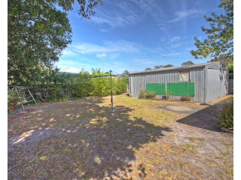 3 Manoora Ave, Paynesville VIC 3880
