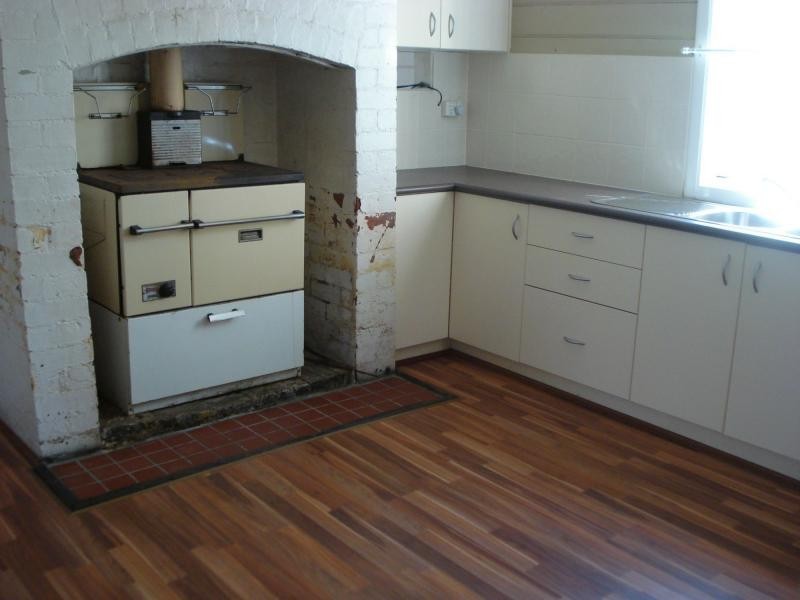 2 Main Street, Lyndhurst NSW 2797