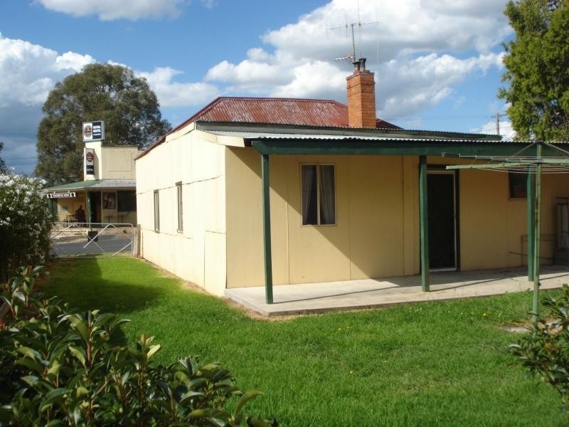2 Main Street, Lyndhurst NSW 2797