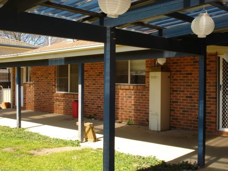 28 Polona Street, Blayney NSW 2799