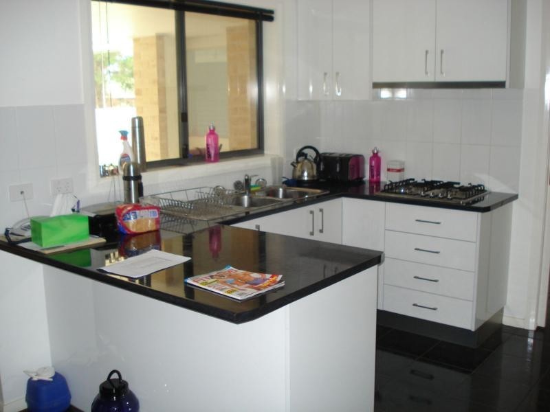 6 Johnston Crescent West, Blayney NSW 2799