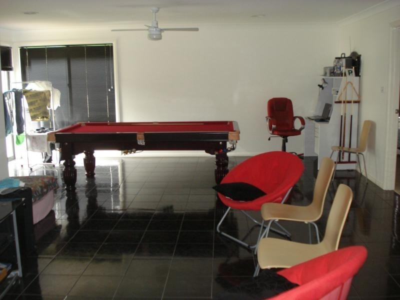 6 Johnston Crescent West, Blayney NSW 2799