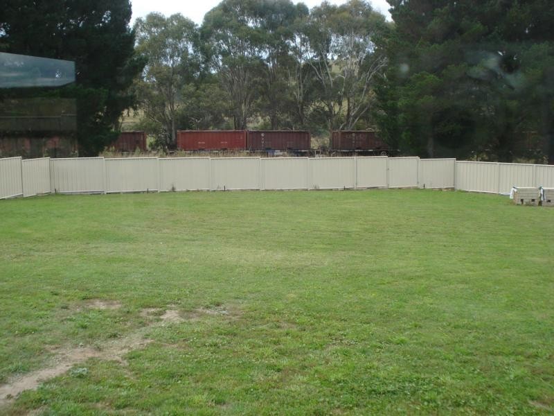 6 Johnston Crescent West, Blayney NSW 2799