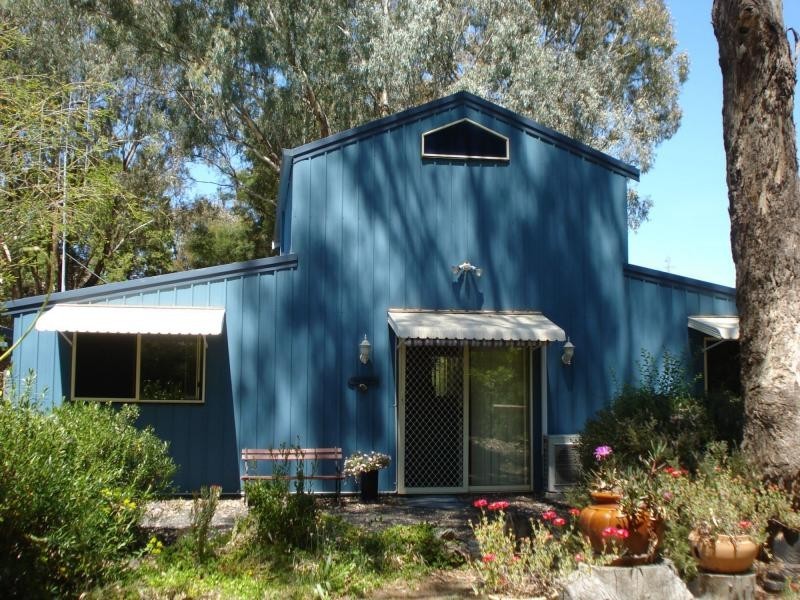 65 Loquat Street, Mandurama NSW 2792