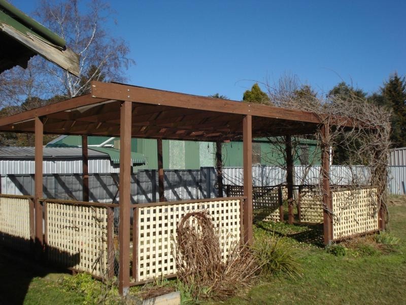 26 Charles Street, Blayney NSW 2799