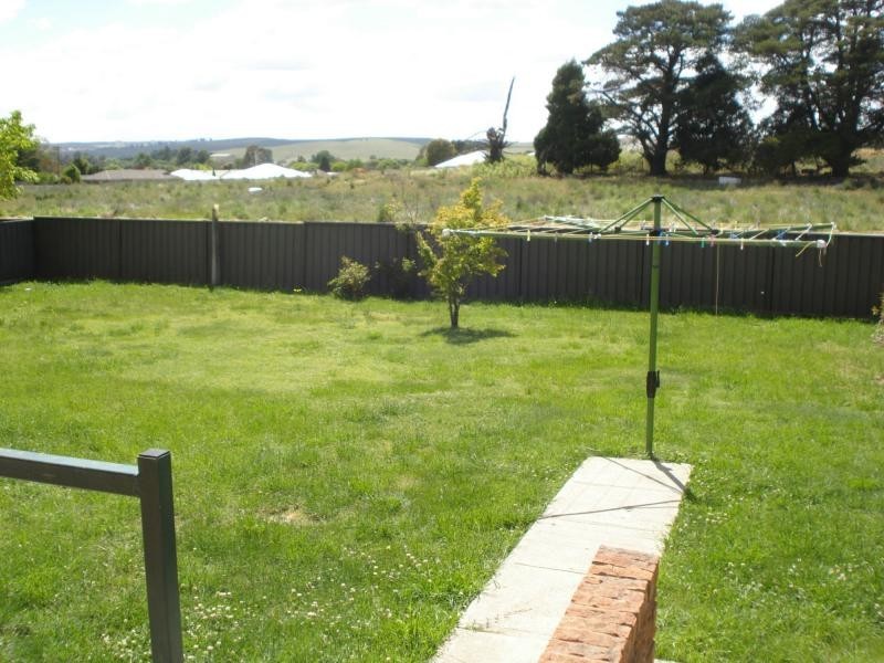 12 Palmer Street, Blayney NSW 2799