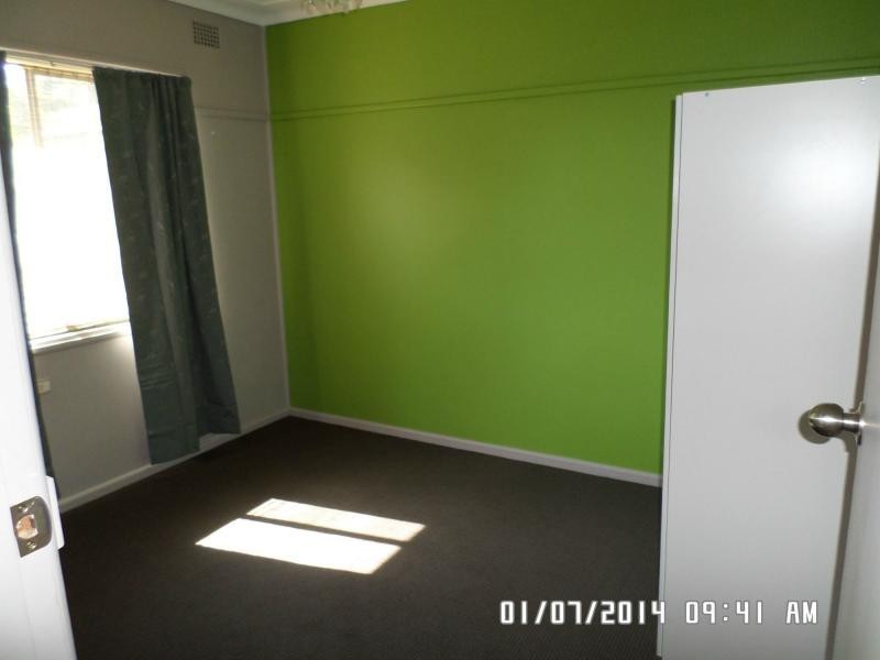 8 Queen Street, Blayney NSW 2799
