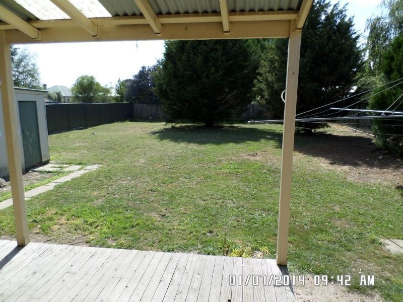 8 Queen Street, Blayney NSW 2799