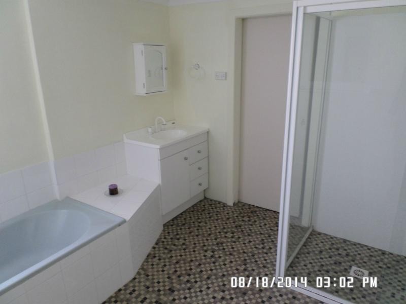 14 Doust Street, Blayney NSW 2799