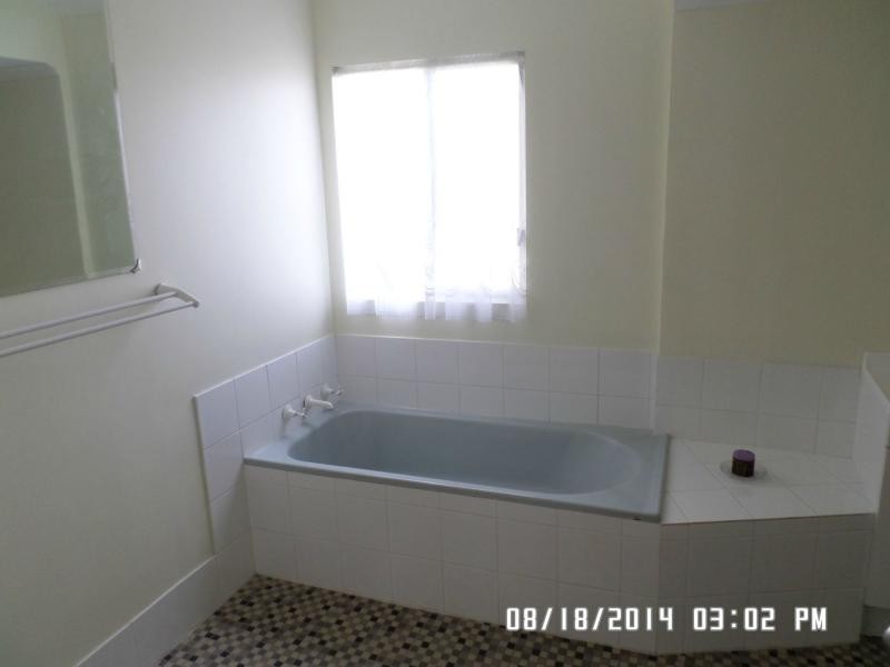 14 Doust Street, Blayney NSW 2799