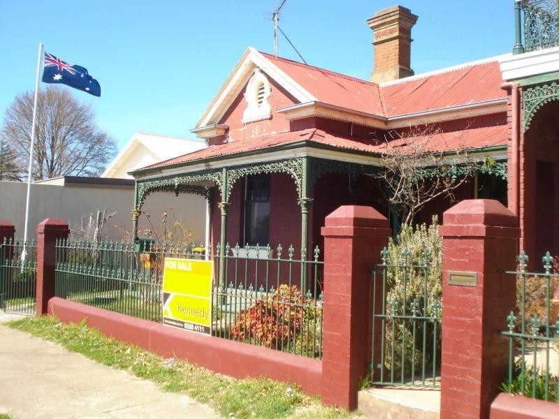 28 Church Street, Blayney NSW 2799