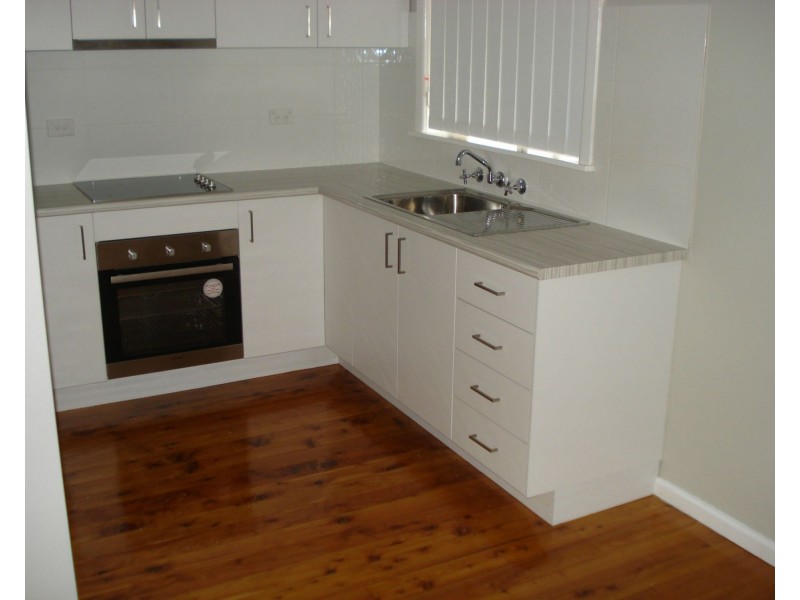 11 Cooper Street, Blayney NSW 2799