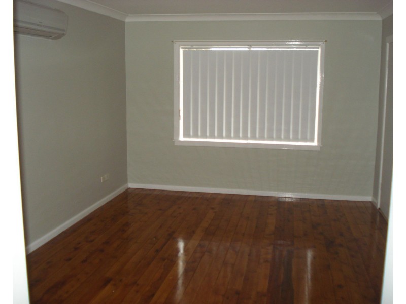 11 Cooper Street, Blayney NSW 2799