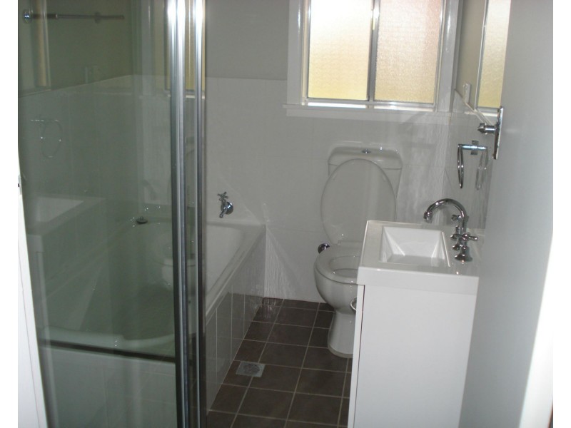 11 Cooper Street, Blayney NSW 2799