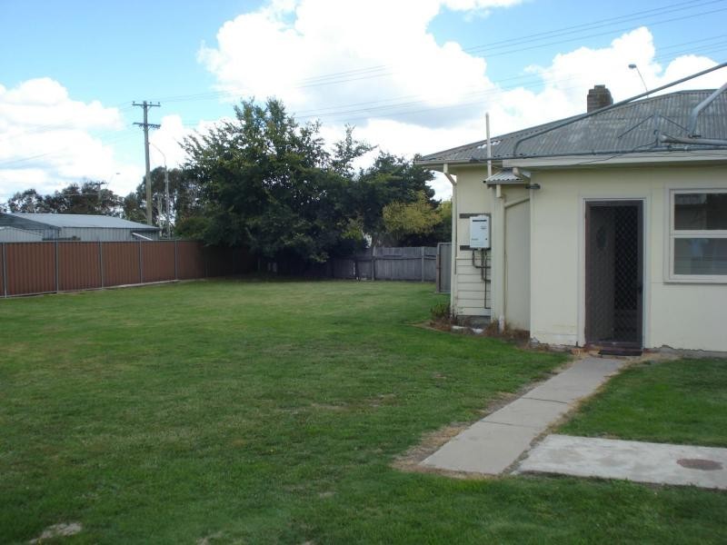 57 Orange Road, Blayney NSW 2799