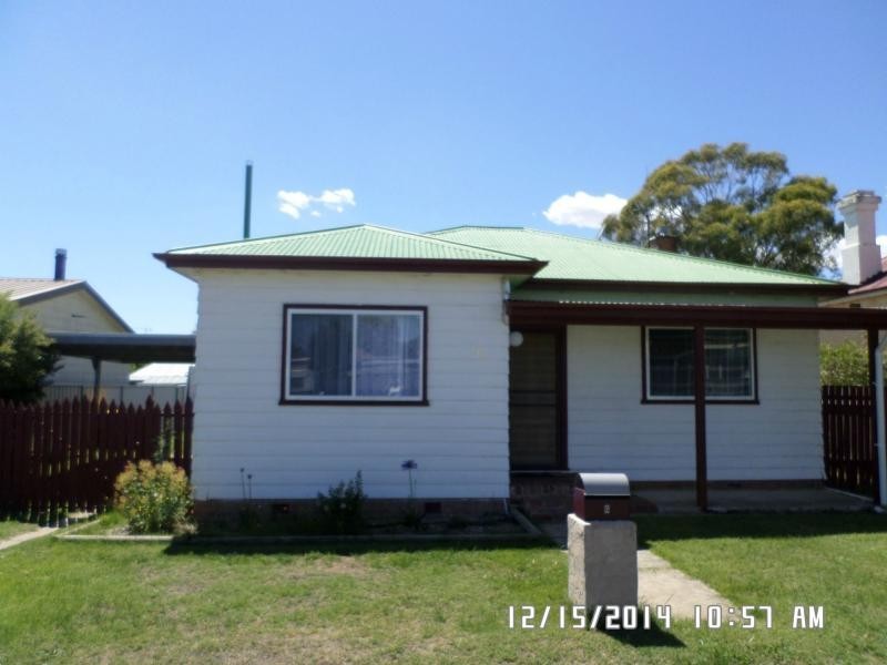 6 Burton Street, Blayney NSW 2799