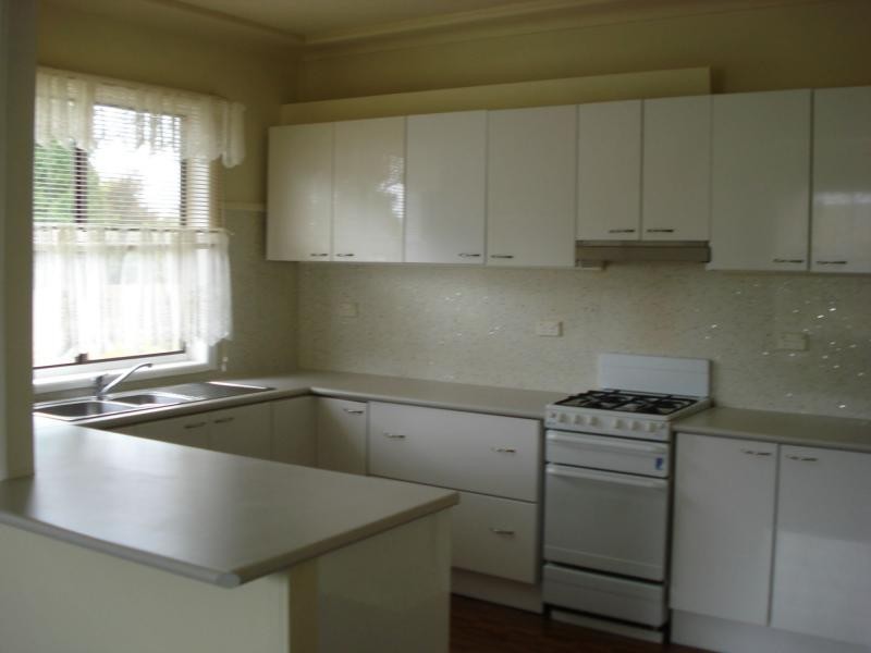 38 Plumb Street, Blayney NSW 2799