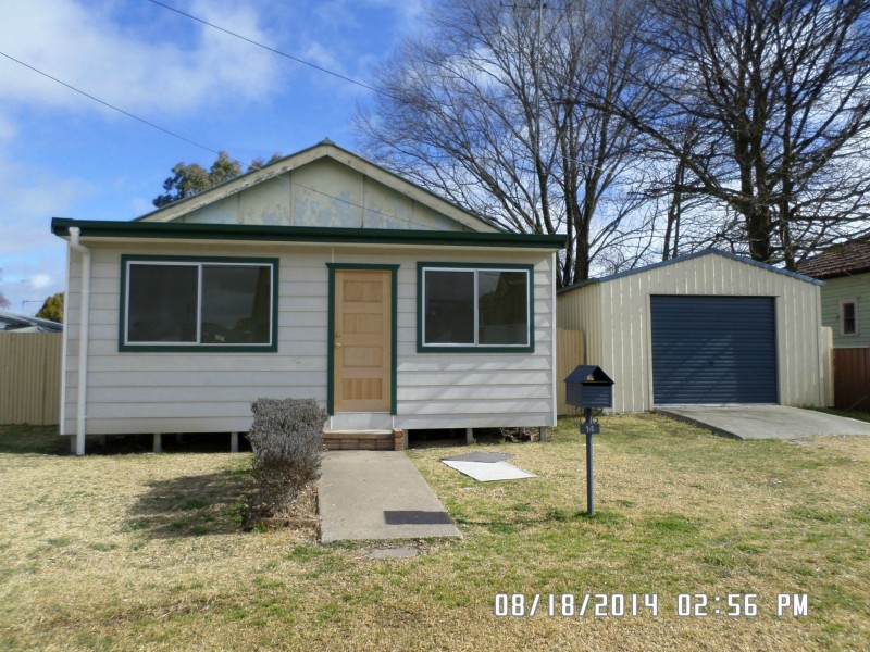 14 Doust Street, Blayney NSW 2799