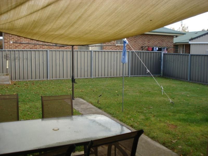 2/15 Lindsay Street, Blayney NSW 2799