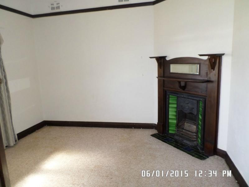 30 Ogilvy Street, Blayney NSW 2799