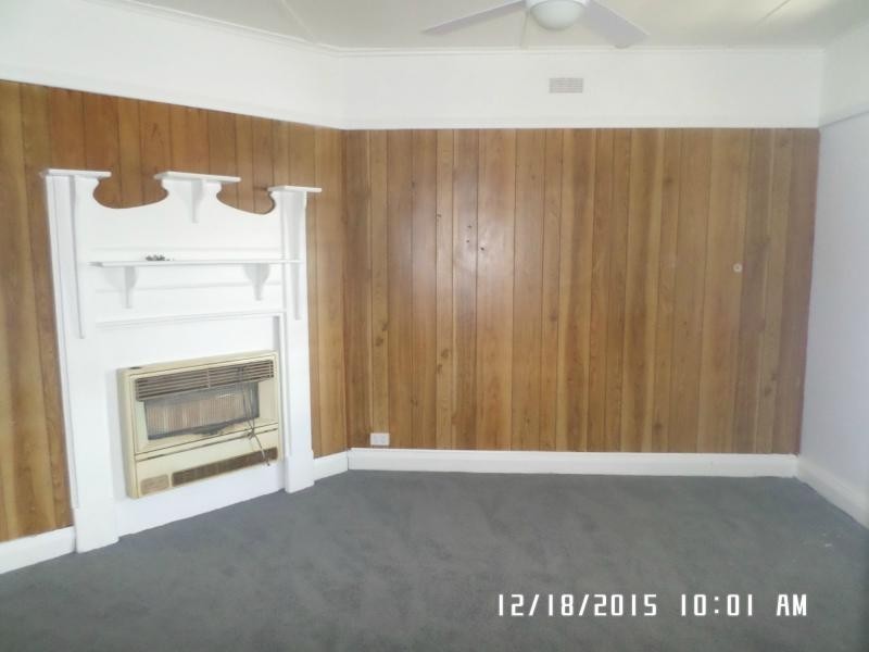 13 Carcoar Street, Blayney NSW 2799