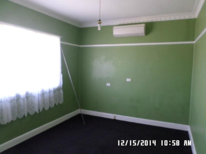 6 Burton Street, Blayney NSW 2799