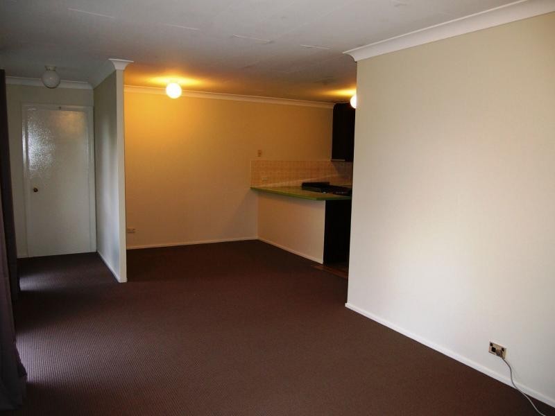 6 Euroka Place, Blayney NSW 2799