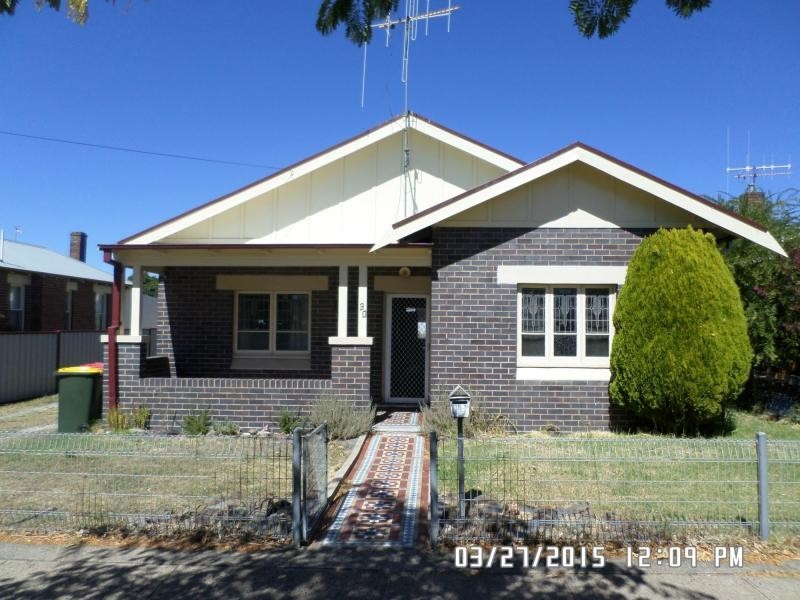 30 Ogilvy Street, Blayney NSW 2799