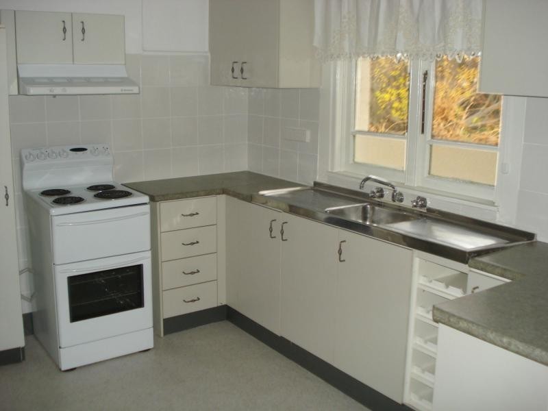 148 Adelaide Street, Blayney NSW 2799