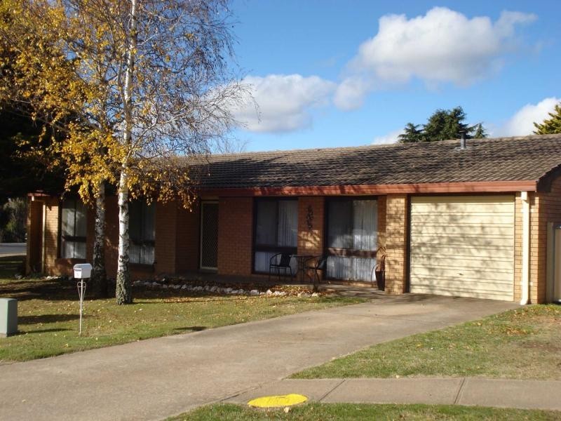 4 Medway Street, Blayney NSW 2799