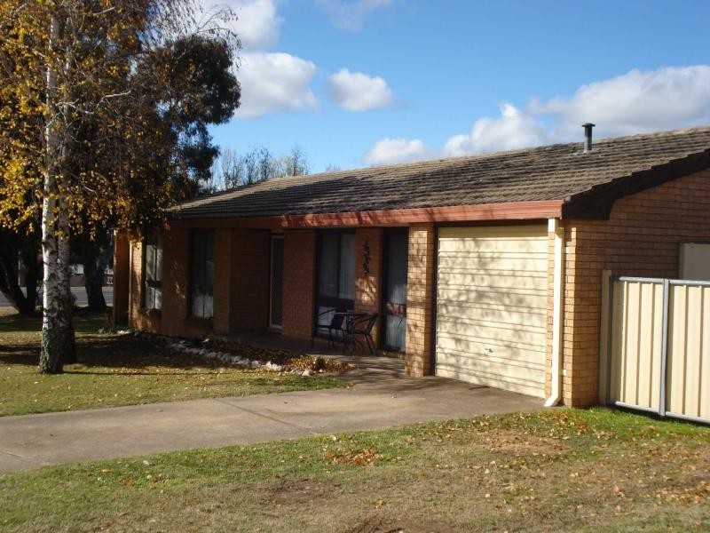 4 Medway Street, Blayney NSW 2799