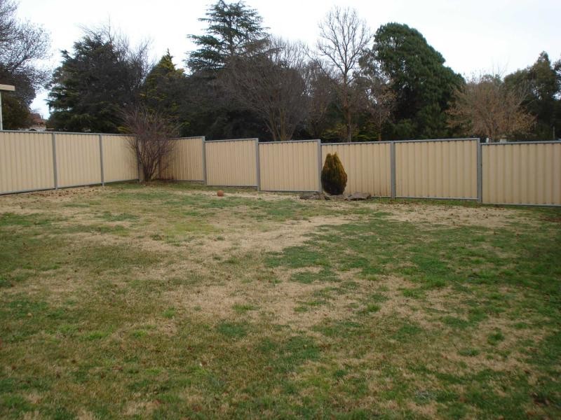 4 Medway Street, Blayney NSW 2799