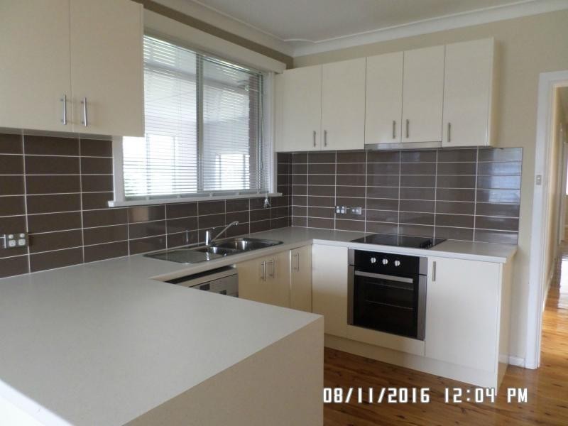 7 Amos Avenue, Blayney NSW 2799