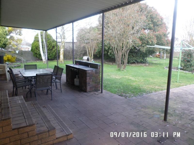 26 Binstead Street, Blayney NSW 2799