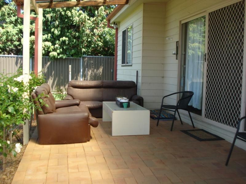 6 Gilchrist Street, Blayney NSW 2799