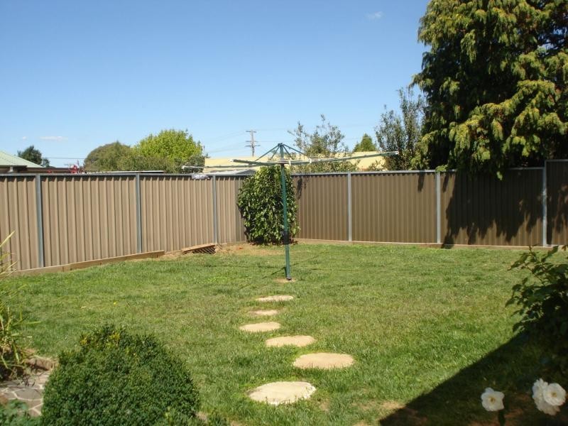 6 Gilchrist Street, Blayney NSW 2799