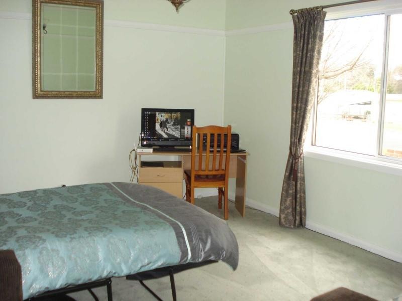 27 Mount Street, Blayney NSW 2799