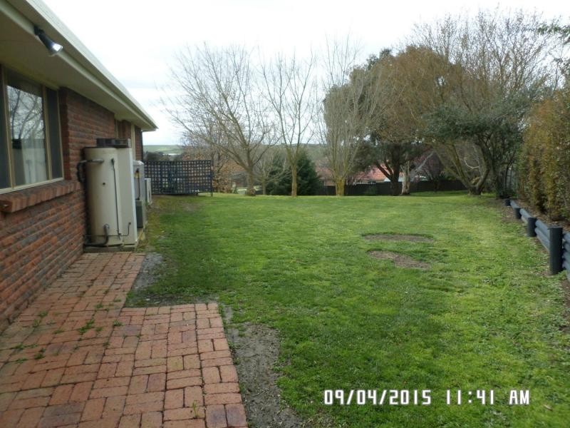 9 Polona Street, Blayney NSW 2799