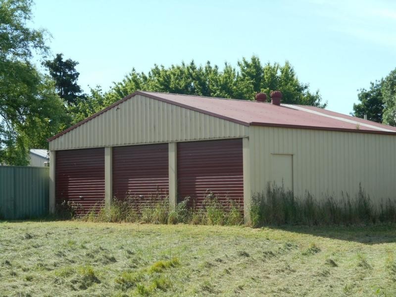 6 Mitchell Street, Blayney NSW 2799