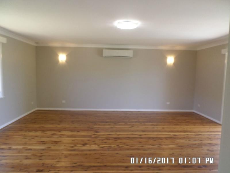 3 Stirling Place, Blayney NSW 2799