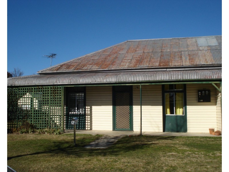 26 Charles Street, Blayney NSW 2799