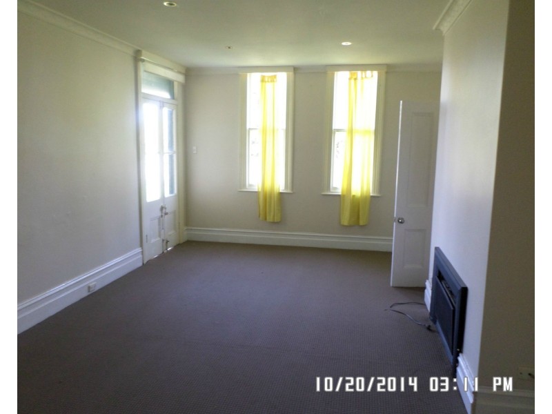 26 Charles Street, Blayney NSW 2799