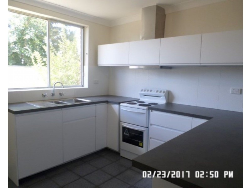 4/11 Binstead Street, Blayney NSW 2799