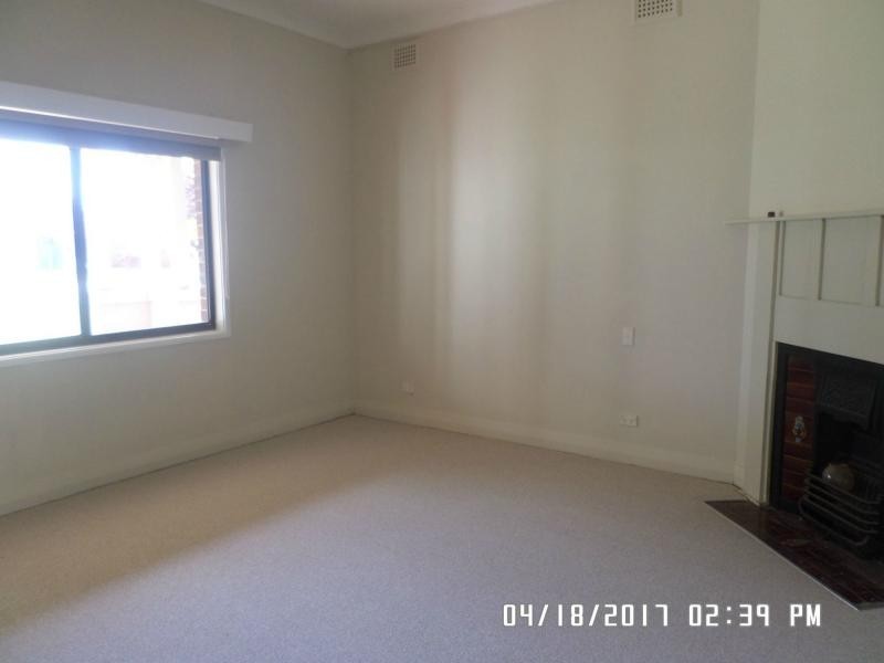 38 Osman Street, Blayney NSW 2799