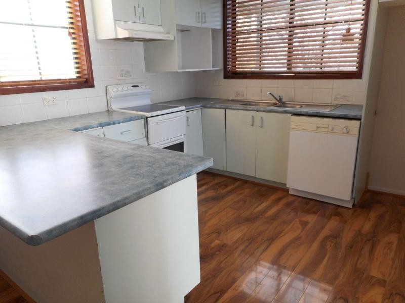 16 Queen Street, Blayney NSW 2799