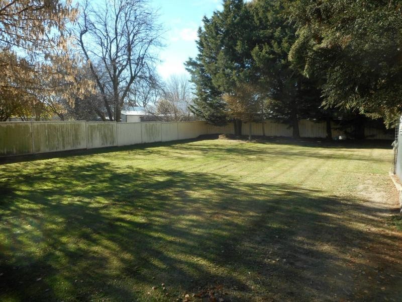 16 Queen Street, Blayney NSW 2799