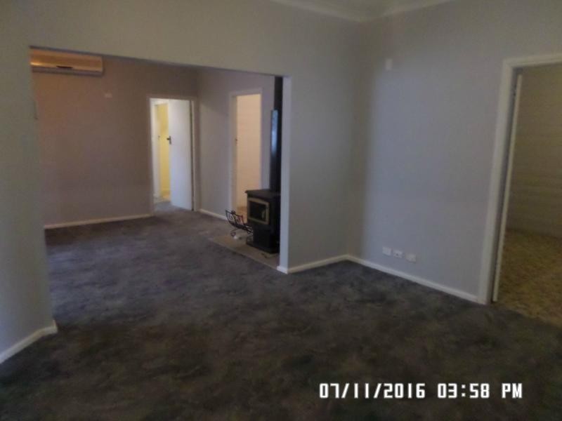 40 Plumb Street, Blayney NSW 2799