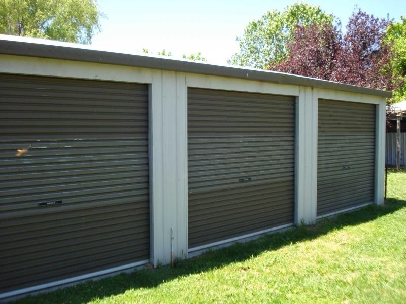 24 Queen Street, Blayney NSW 2799