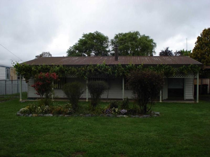 24 Queen Street, Blayney NSW 2799