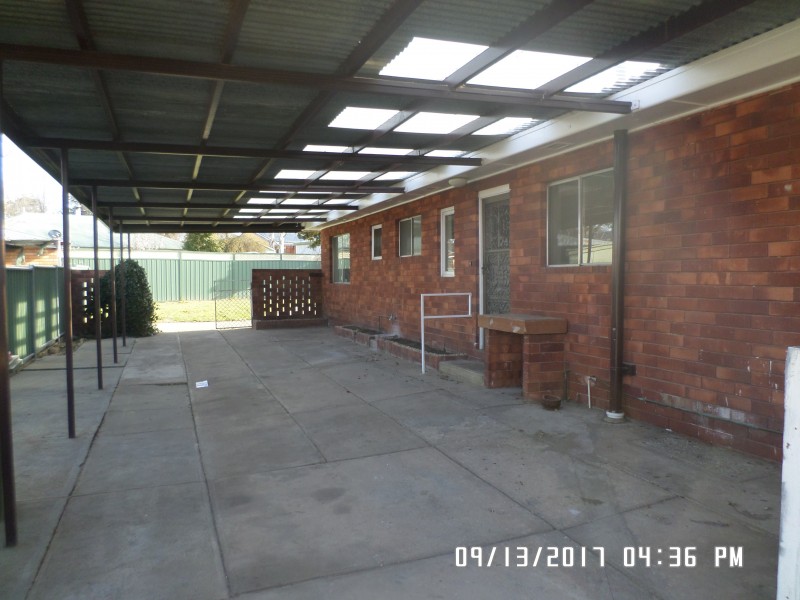 1 Maple Pl, Blayney NSW 2799